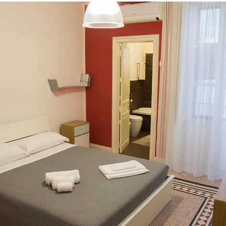 L'altra Diaz Syracuse